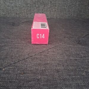 Jeffree Star Concealer C14 - Pink Packaging